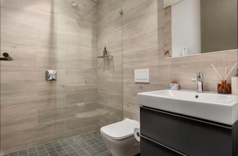 2 Bedroom Property for Sale in De Waterkant Western Cape